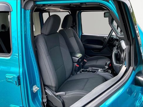 Used 2019 Jeep Wrangler Unlimited Sport AWD/4WD image 19
