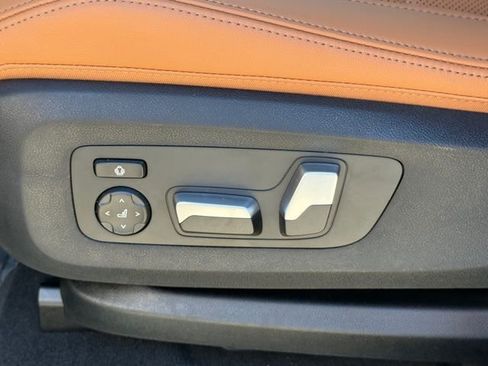 New 2026 BMW X5 sDrive40i image 18