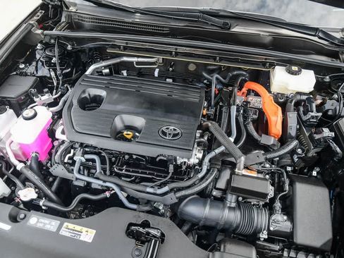 Used 2026 Toyota Crown AWD/4WD image 26