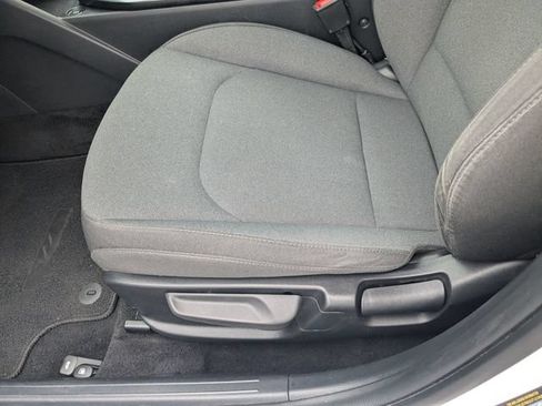 Certified 2025 Kia K4 FWD image 20