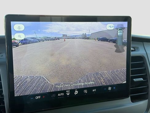 Used 2023 Ford Transit 250 Low Roof AWD image 14