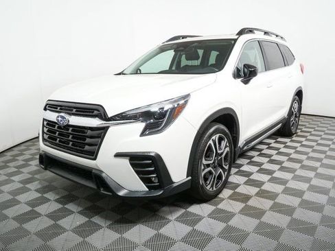 Used 2025 Subaru Ascent Limited AWD/4WD image 31