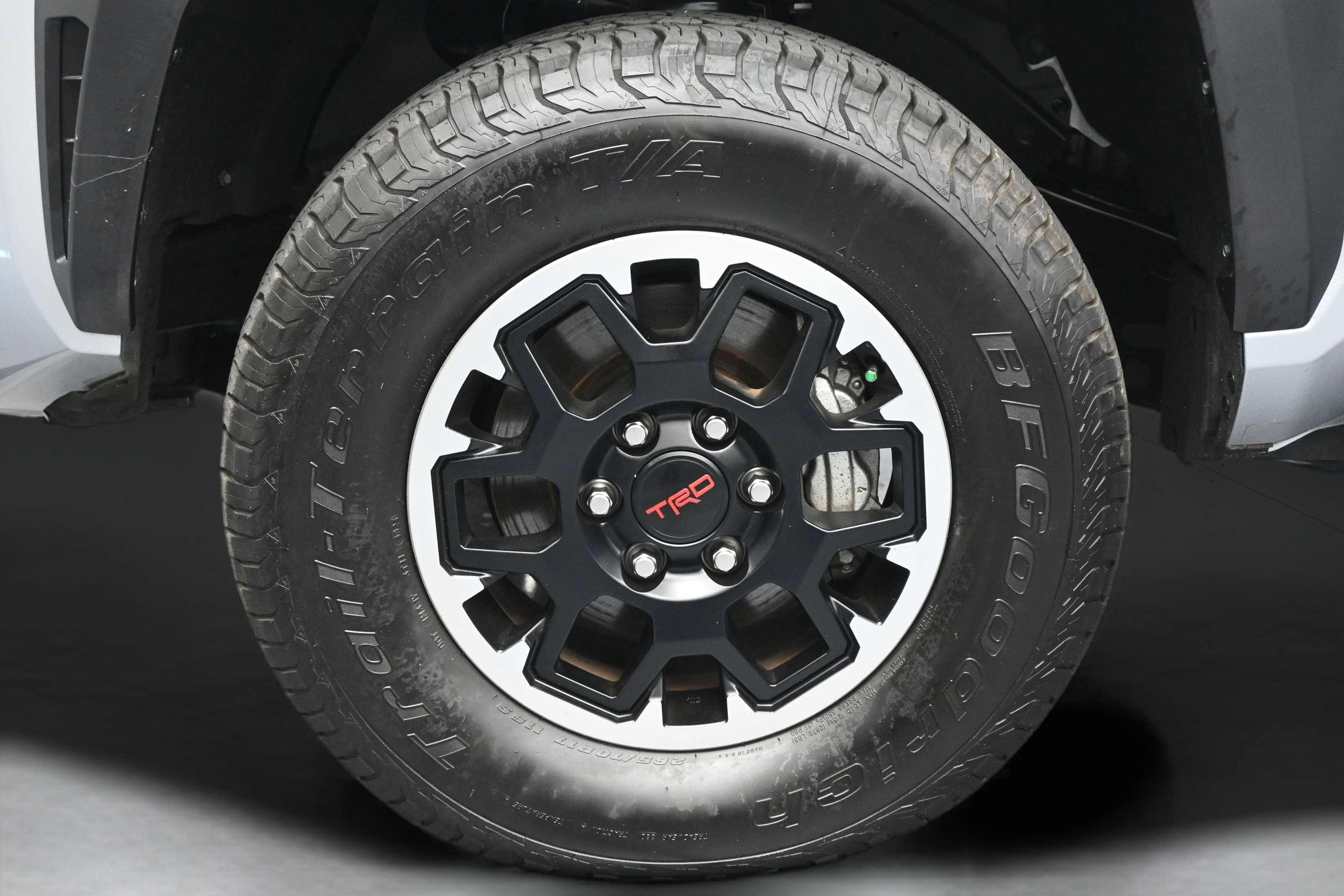 Used 2025 Toyota Tacoma TRD Off-Road w/ TRD Off Road Premium Package AWD/4WD image 10