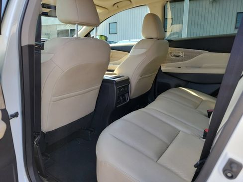 Used 2022 Nissan Murano SL w/ SL Moonroof Package AWD/4WD image 16