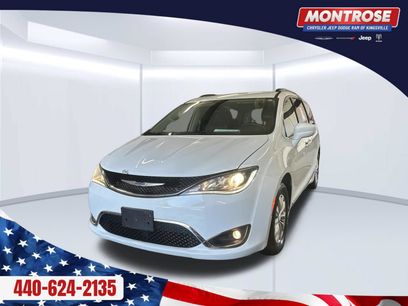 Used 2019 Chrysler Pacifica Touring-L
