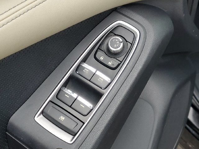 Used 2020 Subaru Ascent Limited AWD/4WD image 11