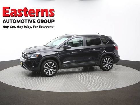 Used 2022 Volkswagen Taos SE AWD/4WD image 54