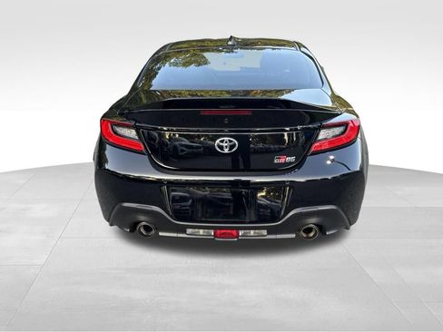 Used 2023 Toyota GR86 Premium RWD image 7