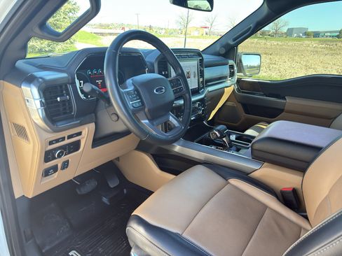 Used 2023 Ford F150 Lariat w/ Equipment Group 502A High image 19