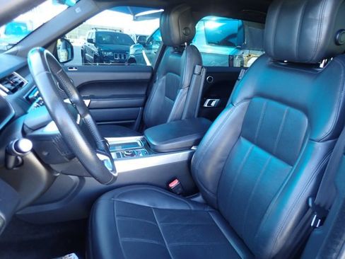 Used 2019 Land Rover Range Rover Sport HSE image 11