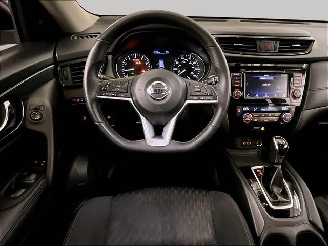 Used 2018 Nissan Rogue SV AWD/4WD image 6