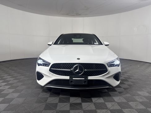 Used 2025 Mercedes-Benz CLA 250 image 9