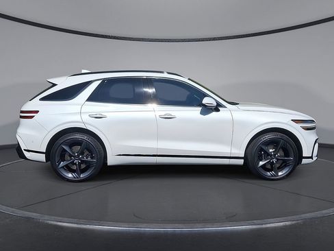Used 2026 Genesis GV70 2.5T Sport Prestige AWD/4WD image 26