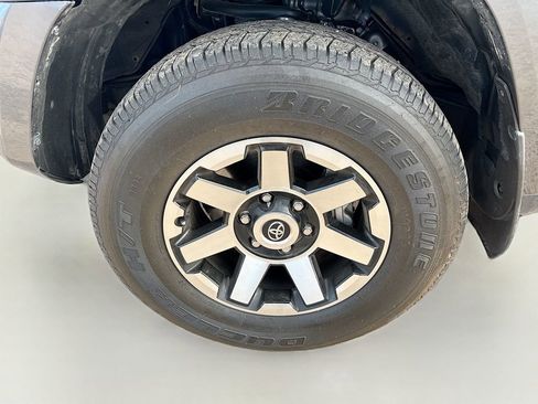 Used 2023 Toyota 4Runner TRD Off-Road Premium w/ Moonroof Package image 31