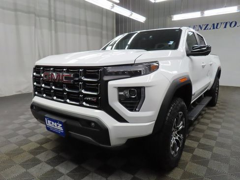 Used 2025 GMC Canyon AT4 w/ Technology Plus Package image 6