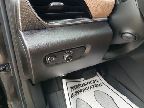 Certified 2022 Chevrolet Traverse Premier image 23