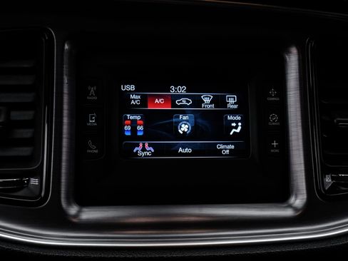 Used 2015 Dodge Challenger R/T w/ Quick Order Package 28B R/T RWD image 35