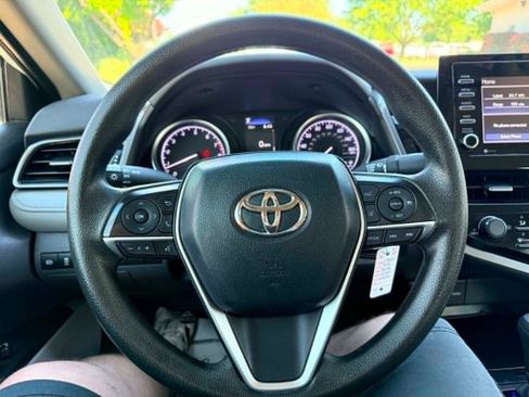 Used 2021 Toyota Camry LE FWD image 17