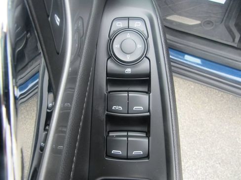 Certified 2023 Chevrolet Traverse LT w/ LPO, Floor Liner Package AWD/4WD image 9