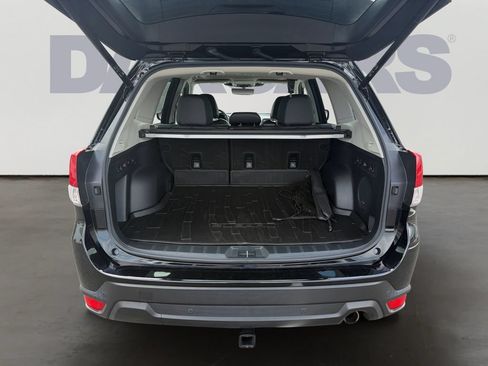 Used 2022 Subaru Forester Limited AWD/4WD image 14
