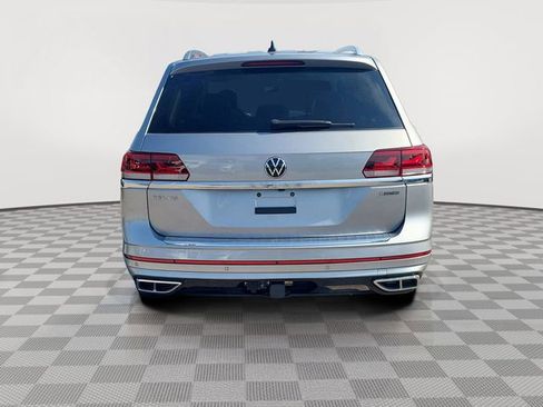 Used 2023 Volkswagen Atlas SEL Premium AWD/4WD image 4
