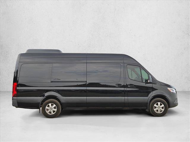 Used 2024 Mercedes-Benz Sprinter 2500 image 4