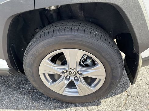 Used 2025 Toyota RAV4 XLE w/ Convenience Package image 19