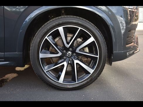 Used 2021 Volvo XC90 T6 Momentum w/ Advanced Package AWD/4WD image 42