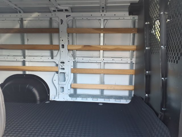 Used 2025 RAM ProMaster 2500 w/ U-Haul Equipment Group FWD image 19