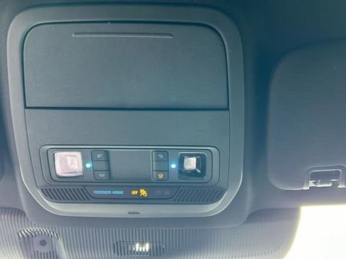 Certified 2025 Ford Explorer ST image 26