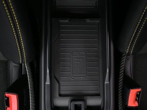 Certified 2025 Porsche 718 Cayman GT4 RS RWD image 22