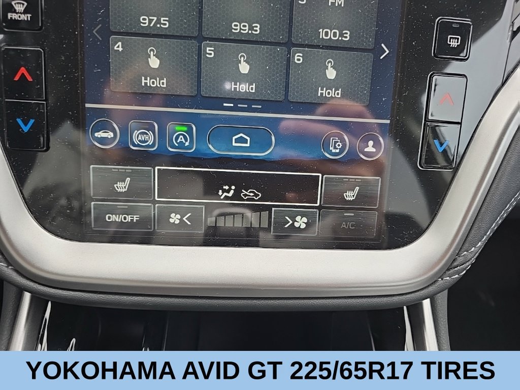 Used 2025 Subaru Outback Premium w/ Popular Package #1A AWD/4WD image 21