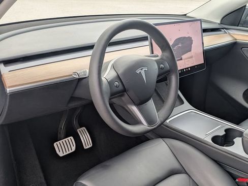 Used 2023 Tesla Model Y Performance AWD/4WD image 33