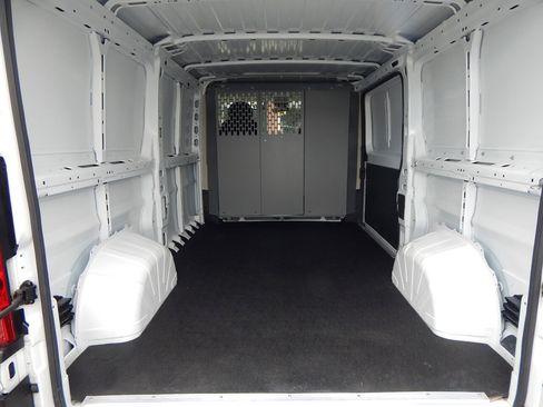 Used 2018 RAM ProMaster 1500 FWD image 12