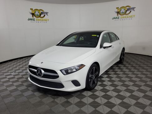 Used 2022 Mercedes-Benz A 220 4MATIC image 3