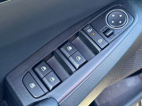 Used 2024 Kia Seltos S image 33