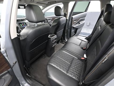 Used 2024 Nissan Murano Platinum AWD/4WD image 40