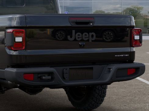 New 2025 Jeep Gladiator Sport image 13
