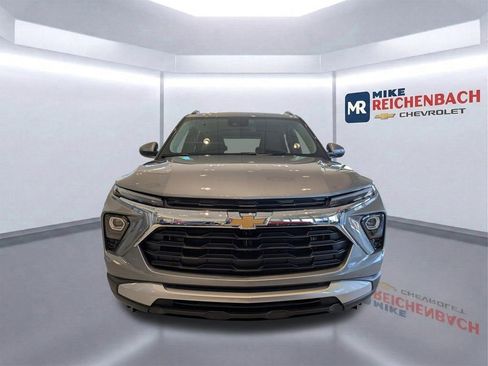 New 2026 Chevrolet TrailBlazer LT w/ Convenience Package FWD image 8
