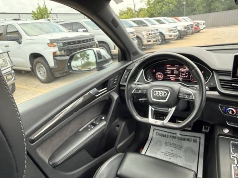 Used 2018 Audi SQ5 Premium Plus w/ S Sport Package AWD/4WD image 20