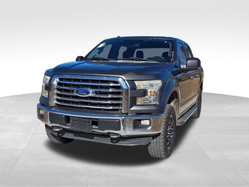 Used 2016 Ford F150 XLT w/ Equipment Group 301A Mid image 9