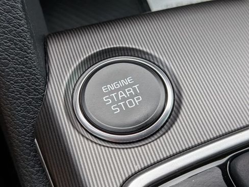New 2026 Kia Sportage SX FWD image 32