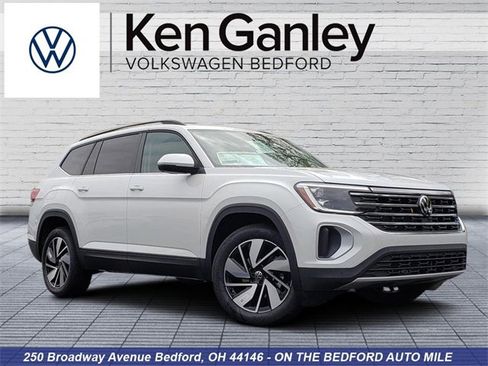 New 2026 Volkswagen Atlas SE image 1