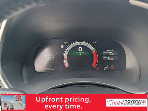 Used 2023 Toyota Highlander Limited FWD image 18