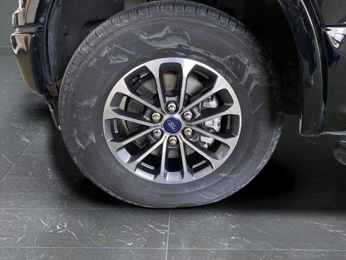 Used 2018 Ford F150 XLT w/ Equipment Group 302A Luxury image 26