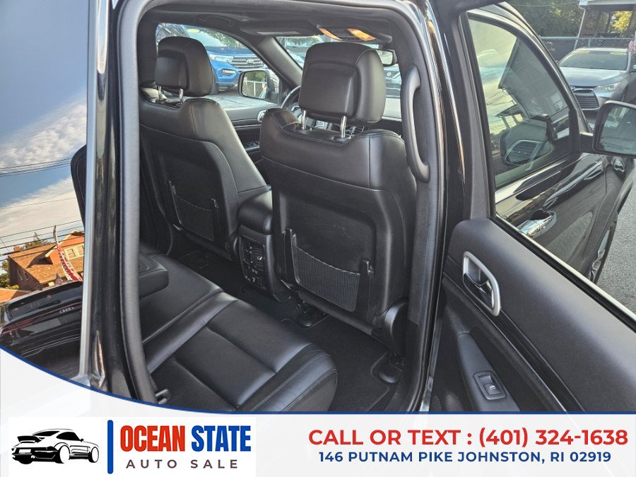 Used 2021 Jeep Grand Cherokee Limited w/ Premium Lighting Group AWD/4WD image 12