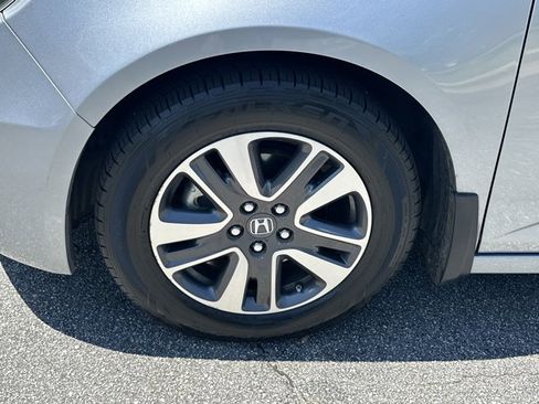 Used 2016 Honda Odyssey Touring image 12