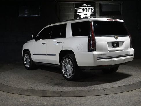 Used 2016 Cadillac Escalade Platinum AWD/4WD image 3
