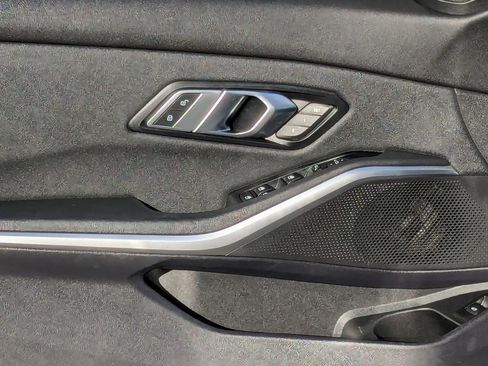 Used 2020 BMW 330i Sedan image 11
