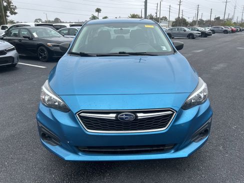 Used 2018 Subaru Impreza 2.0i image 2